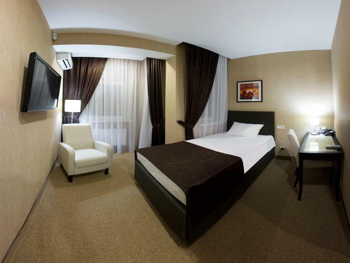 Al Mar Hotel Scsaszlive Kültér fotó
